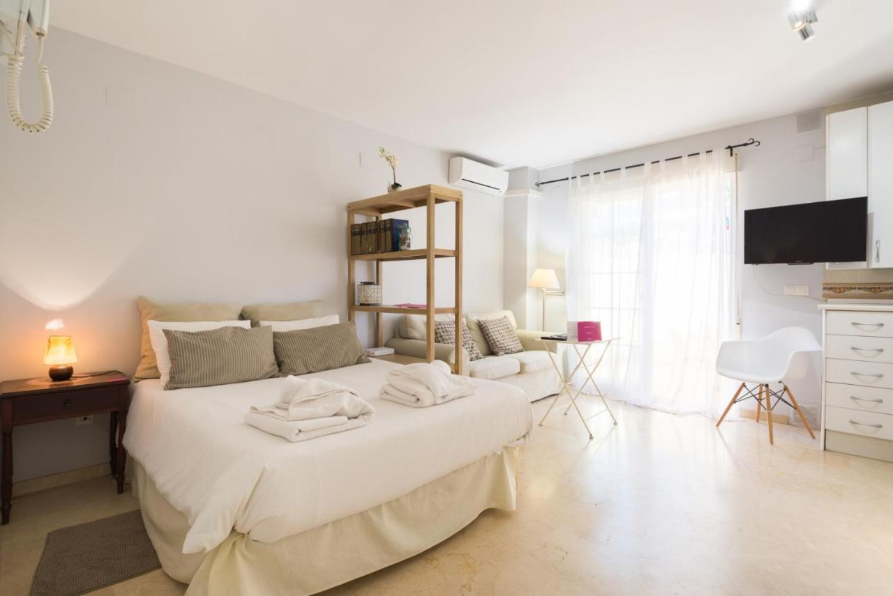 Studio Pedrega Apartament Malaga Zewnętrze zdjęcie